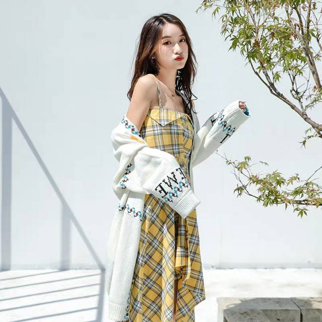 GINGHAM YELLOW ASSIMETRIS DRESS