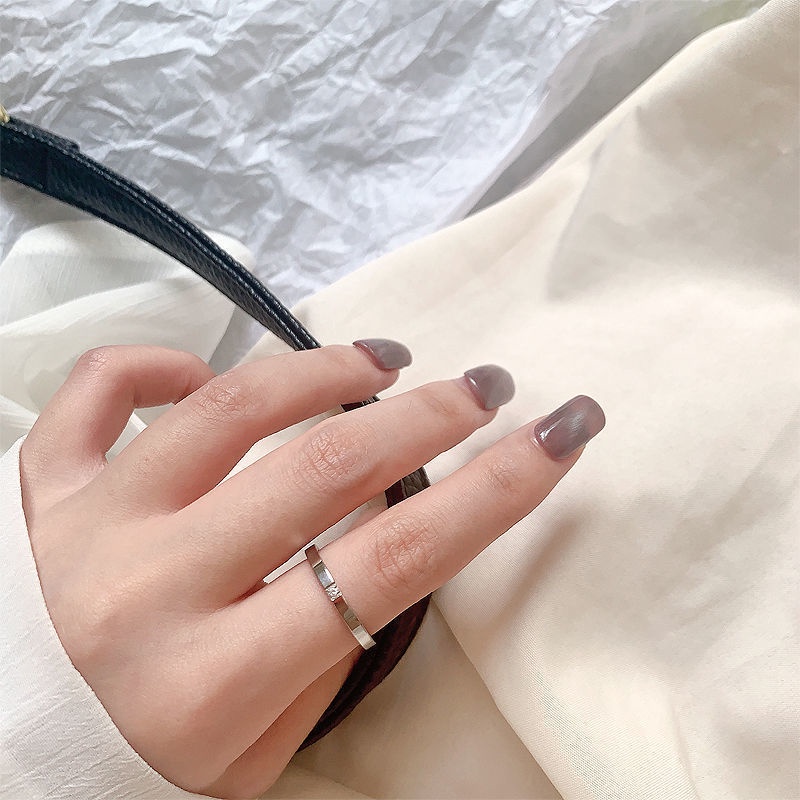 Coco Cincin Tunangan Gaya Hip Hop Korea Bahan Titanium Warna Silver Untuk Wanita