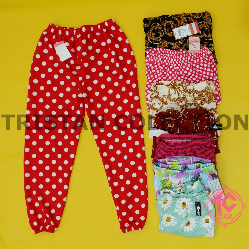 Jogger Anak perempuan  Motif Random usia 6 - 12 tahun  bahan Waffle