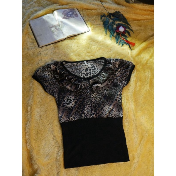 Baju atasan wanita / baju motif macan / baju macan