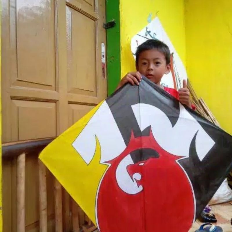 20 layangan gibrig asli Garut/layangan aduan becorak  ukuran 90/95