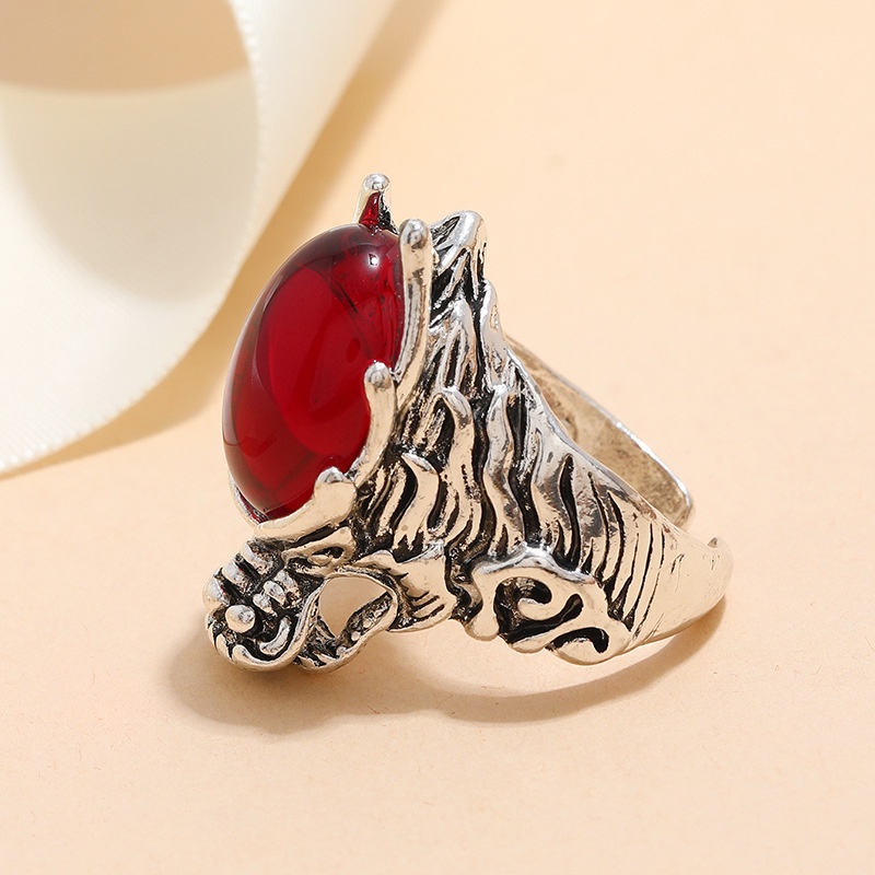 Cincin ruby Gaya retro