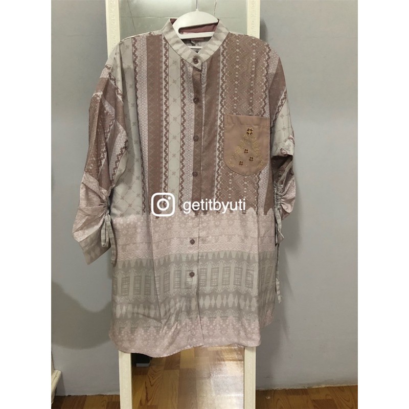 Salapah Top Ria Miranda