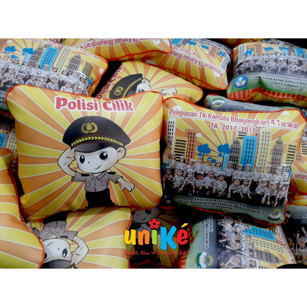  Souvenir  Bantal Foto Bantal Wisuda Bantal Unik 