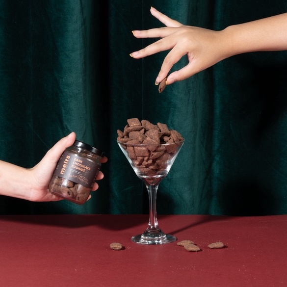 MELTS Dark Chocolate Cookies JAR