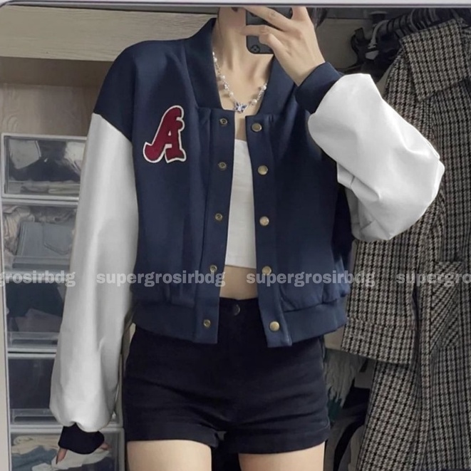 A BASEBALL CROPE JAKET - JAKET VARSITY - JAKET BOMBER WANITA