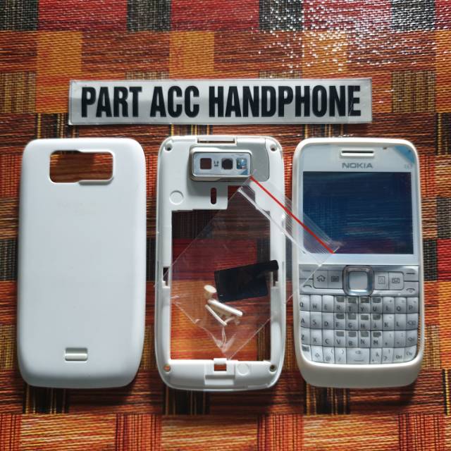 Casing nokia e63 fullset putih