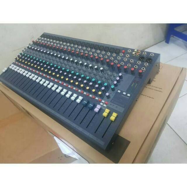 MIXER SOUNDCRAFT EFX 20 (20 CHANEL)