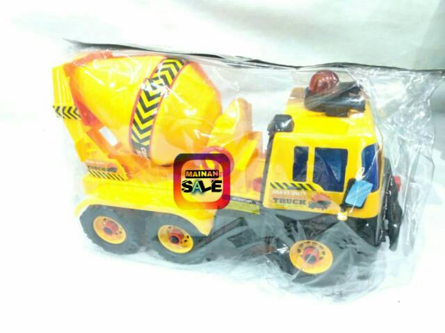 Mainan truk molen jumbo