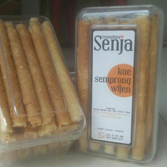 

kue semprong wijen