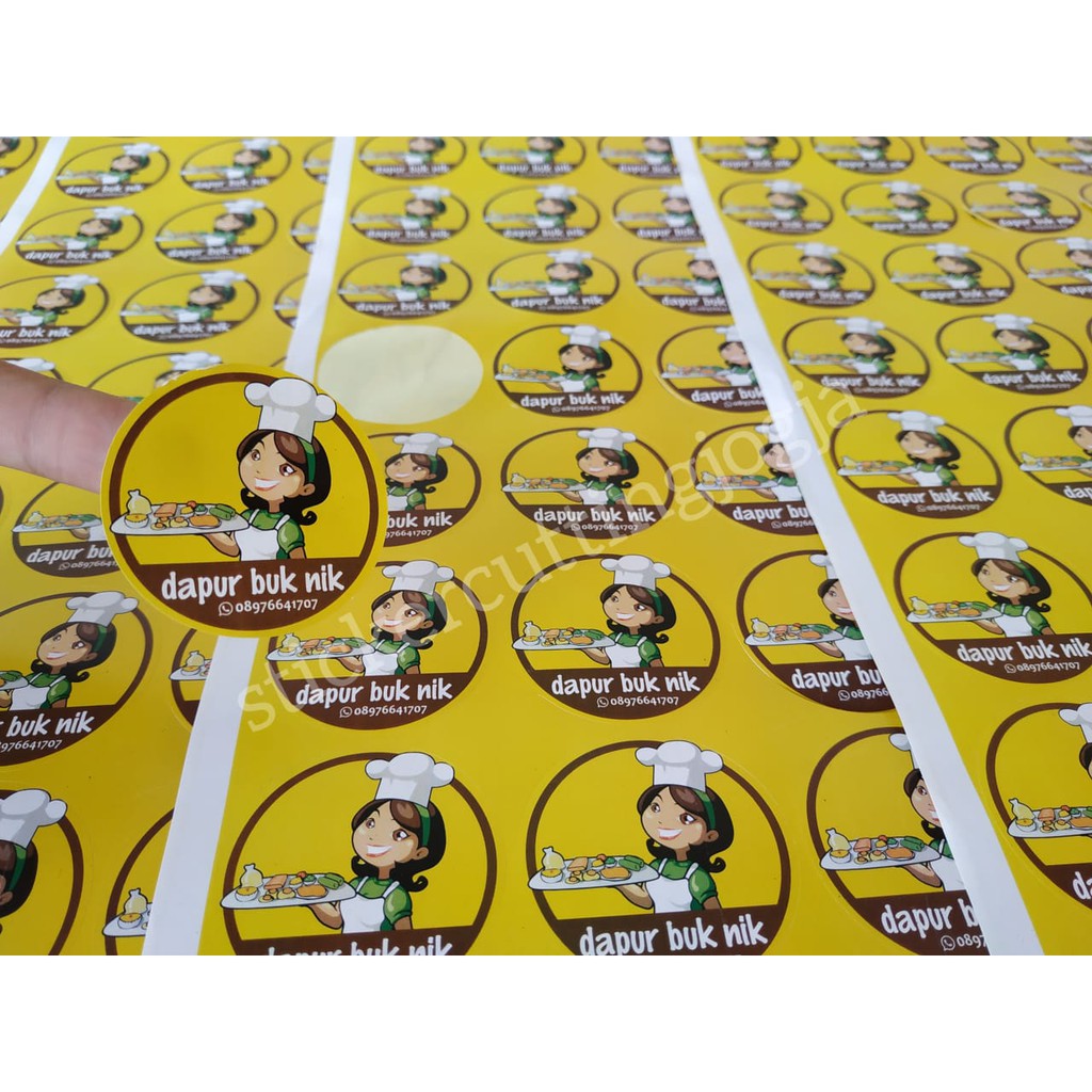 

500 pcs Label Stiker Bulat Toples Kue Makanan Sticker Toko