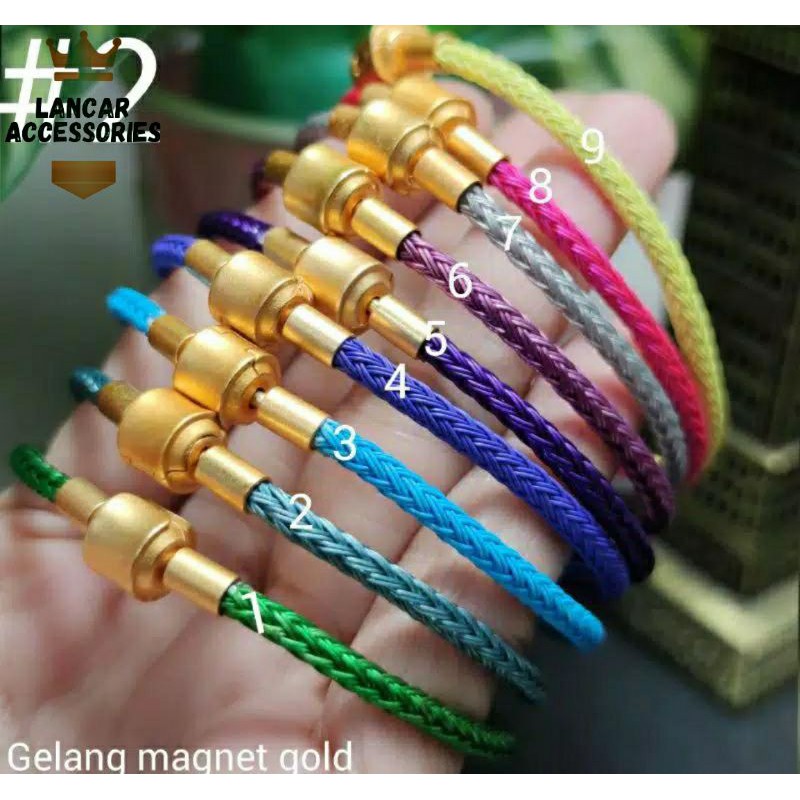 Gelang Tali Kawat Anti Air Waterproof Wanita Charm Liontin Huruf Emas