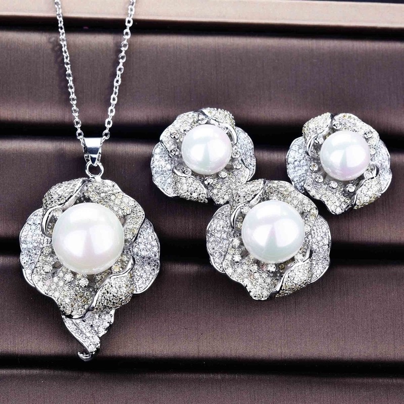 Luxury Full Diamond Natural Freshwater Pearl Jewelry Set