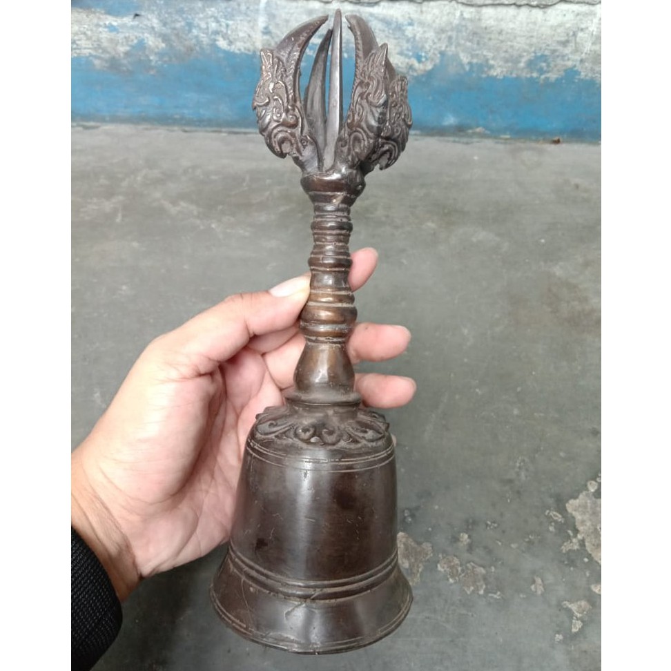 Lonceng vajra Bahan kuningan campuran Warna gelap