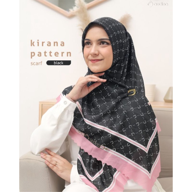 Kayla & Kirana scarf by Audina