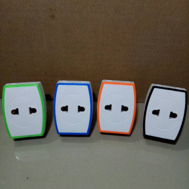 Steker T Multi Warna LOYAL LY-913 / Colokan Listrik 3 Cabang LOYAL