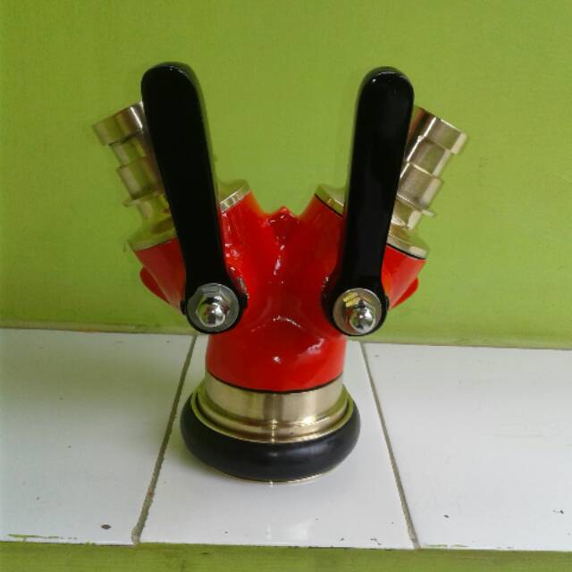 Y connection cabang pemadam kuningan