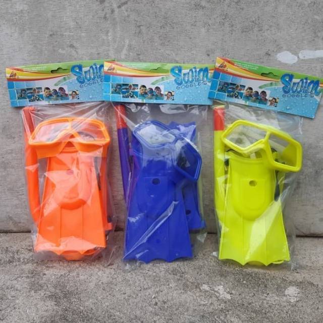 paket alat selam anak / snorkel mask / kacamata renang + selang + fin