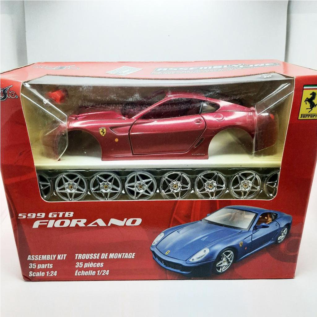 FERRARI 599 GTB FIORANO MAISTO ASSEMBLY KIT 1:24