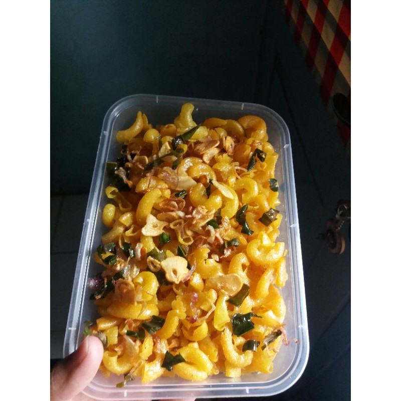 

makaroni bantet (asin)