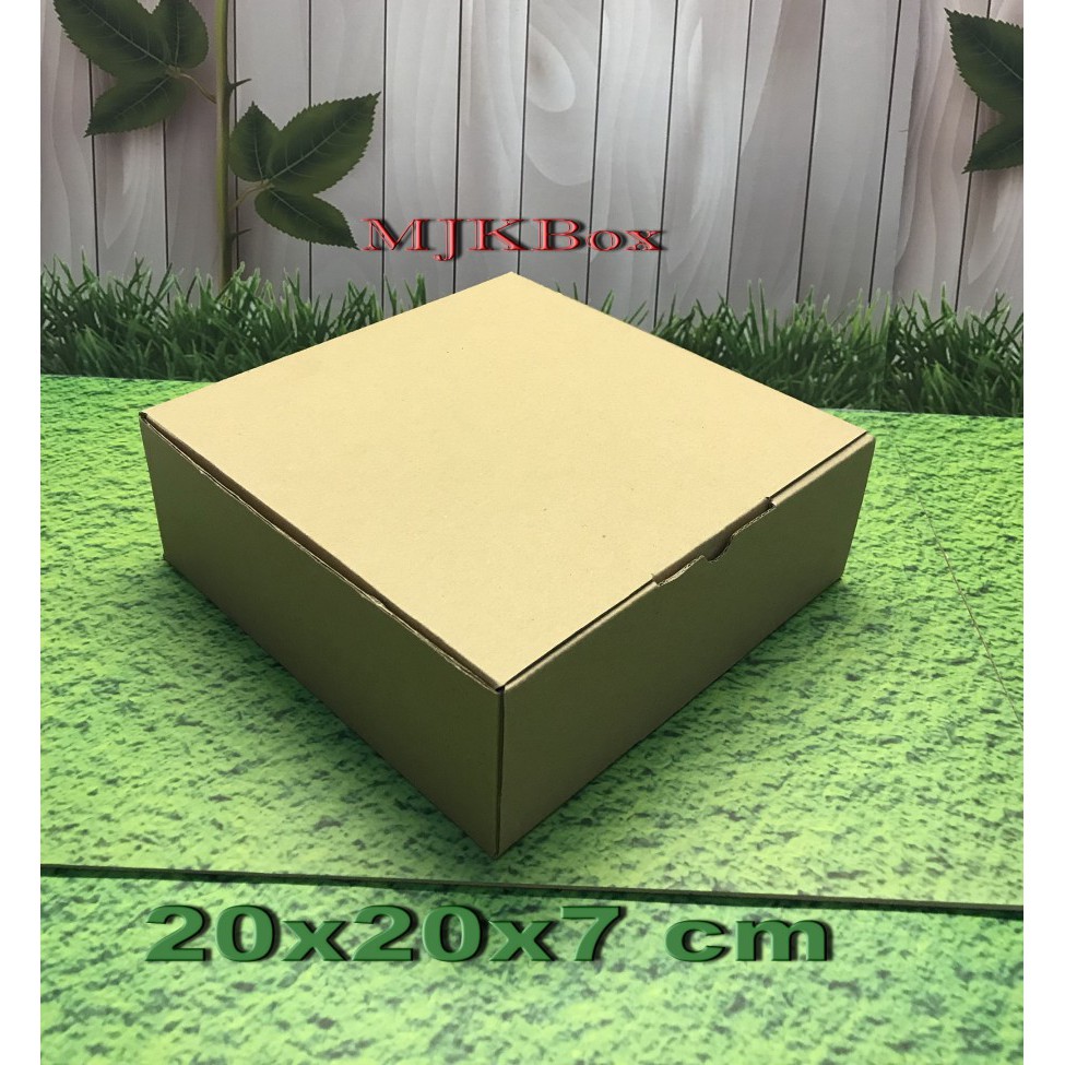 

Kardus karton uk. 20x20x7 cm...die cut box kotak Souvenir -dll