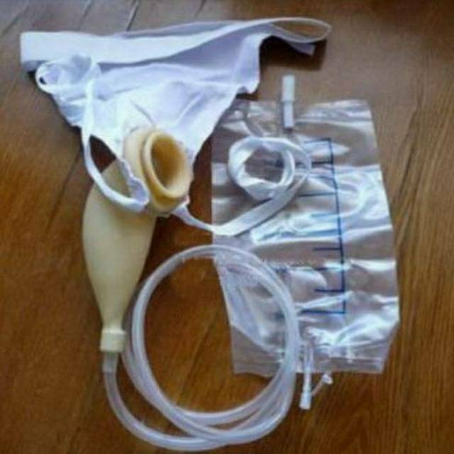 Urinal bag pee holder  alat bantu kencing dengan urinal bag untuk pria dan wanita dewasa   1