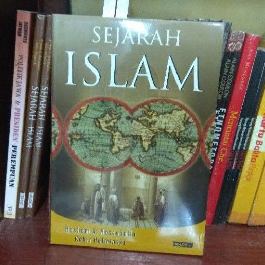 Sejarah Islam karya Hesham A. Hassaballa & Kabir Helminski