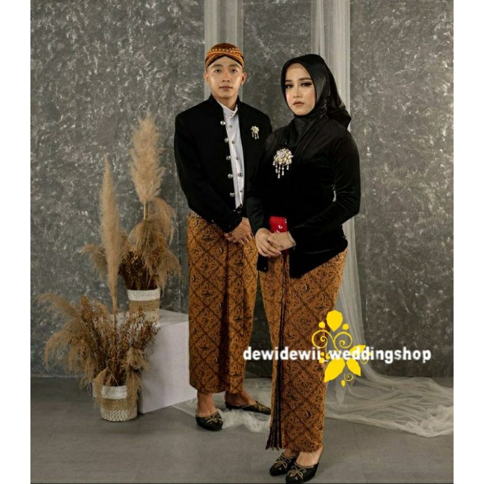 Set Baju Prewed / Baju Adat , Beskap hewes - Motif Sidomukti