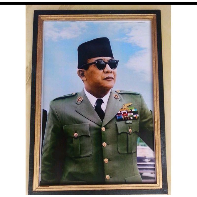Poster murah Ir Soekarno Hatta plus bingkai ukuran 55x35