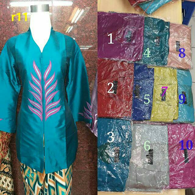 Kebaya taffeta palm