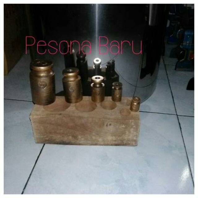 Bandul timbangan kodok