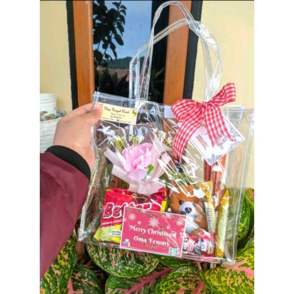 

Tas Souvenir Wedding Bening Transparan 25*10*20 (S Jumbo)