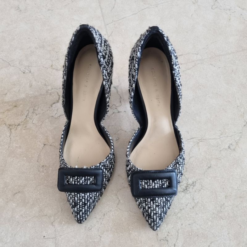 Charles & Keith Sepatu Kerja Sepatu Pesta Hitam Sepatu High Heels Hitam