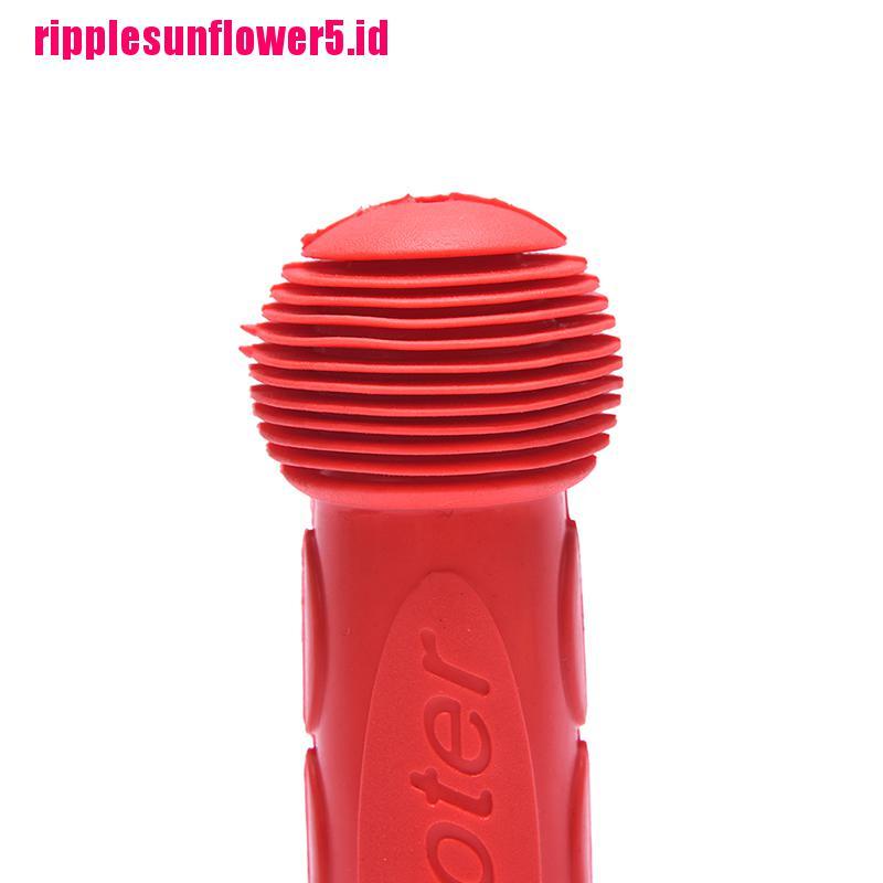 # Kaos T-Shirt Wanita Lengan Pendek Motif Print #1 Pasang Grip Stang Bahan Karet Untuk Skateboard / Skuter