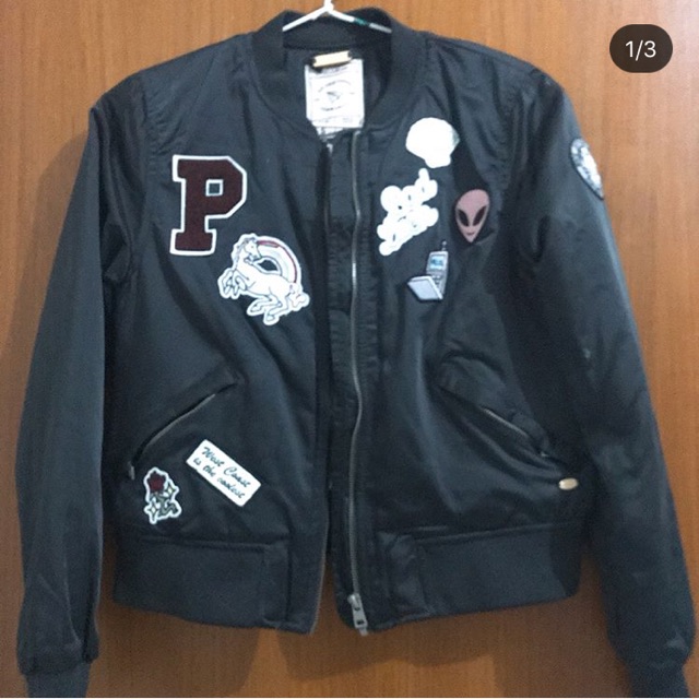Jaket bomber pull and bear