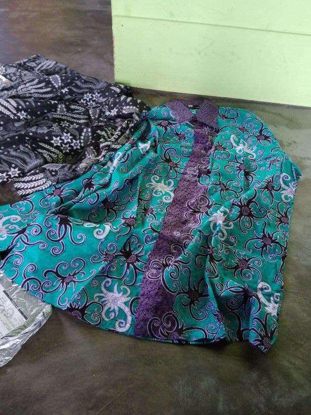 Maura Couple Batik Couple Keluarga Sania Ruffle Ori Ndoro Jowi Dnt Motif Cumi Tosca