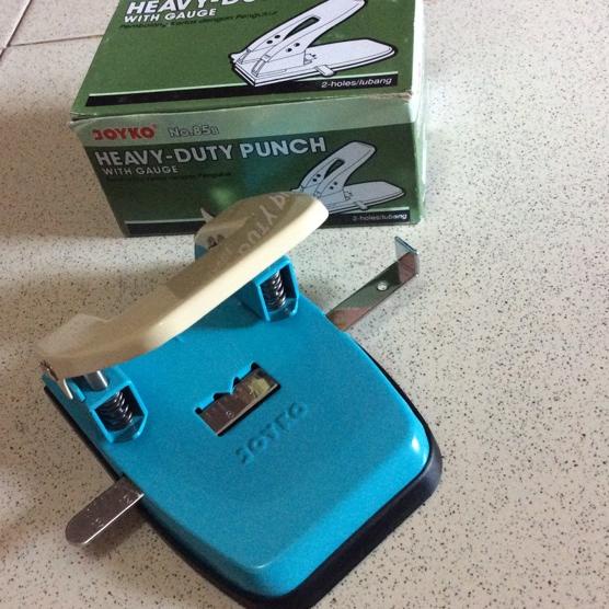

Kekinian - Pembolong Kertas Joyko No.85 / Perforator No.85B JOYKO 2 Hole / Punch No.85B Joyko !