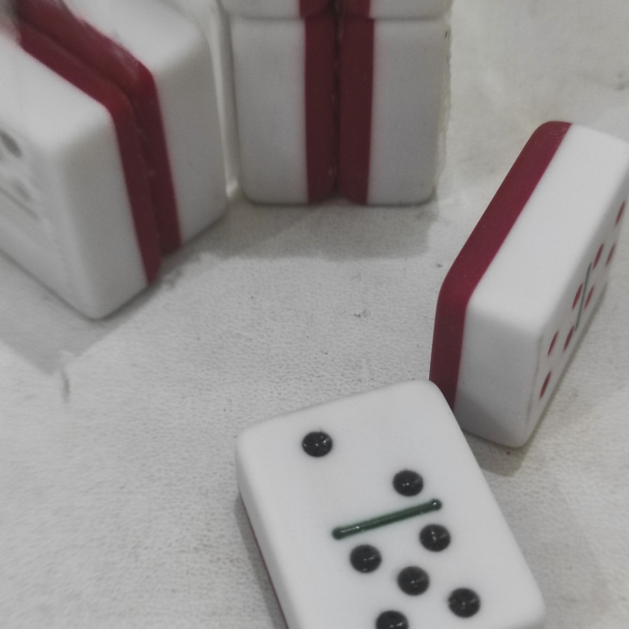 set alat game permainan kartu batu balok domino gaple mahjong dramashop
