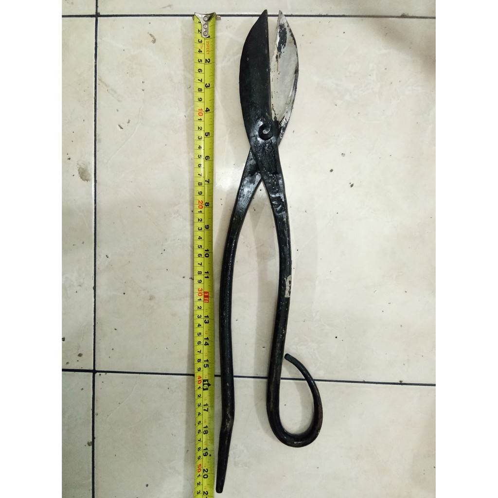 

Gunting Plat panjang 50cm