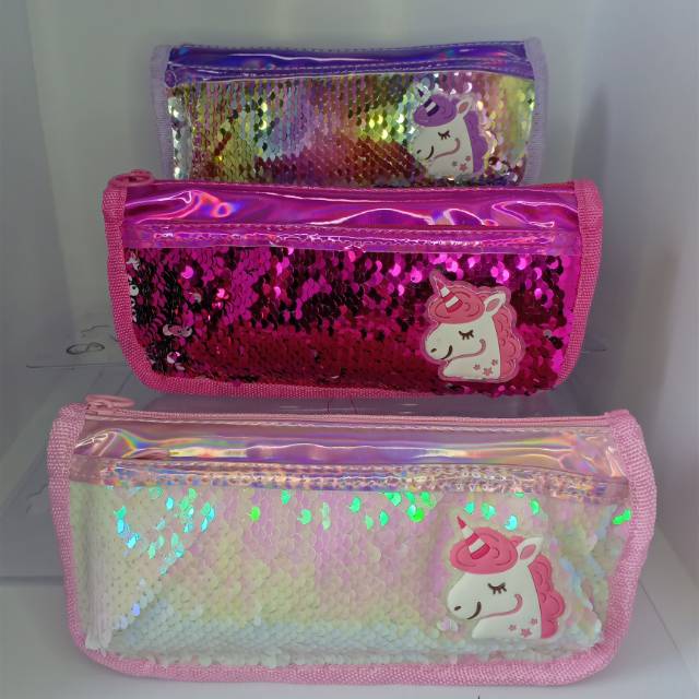 

Kotak Pensil Sequin Pony