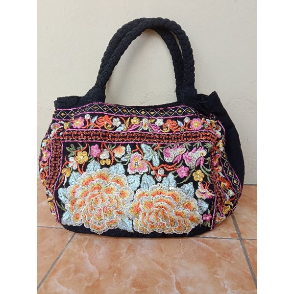 Tas bordir motif thailand