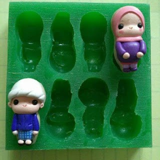 Cetakan Silikon Puding Coklat Karakter muslim bapak ibu