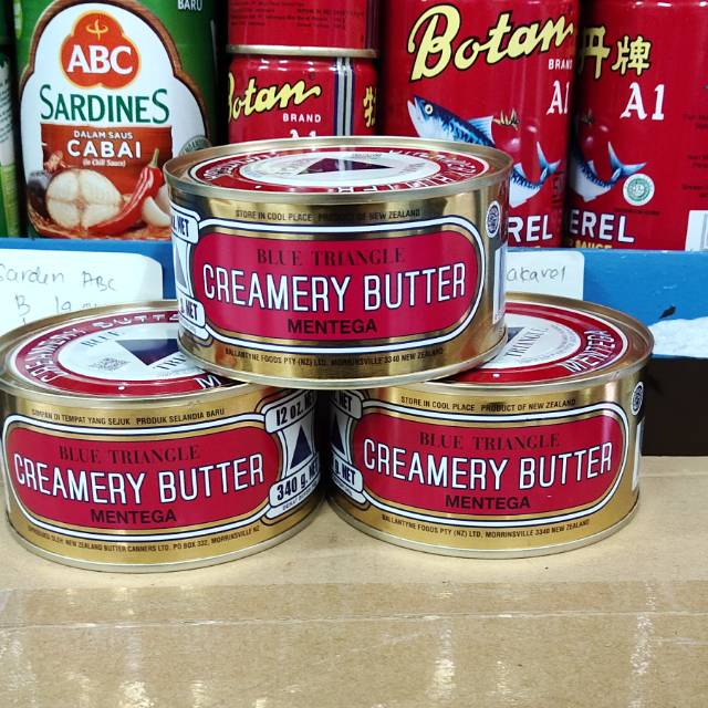 

Mentega Segitiga / Mentega Segitiga Biru/Blue triangle Creamy Butter / Mentega / Butter segitiga