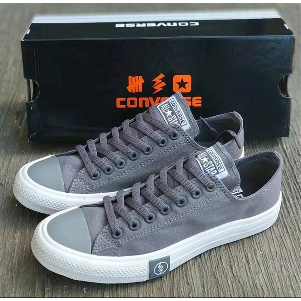 (BISA COD) SEPATU PRIA CASUAL CONVERSE ALLSTAR UNDEFEATED CHUCK TAYLOR CT 2 ALLSTAR PETIR ABU