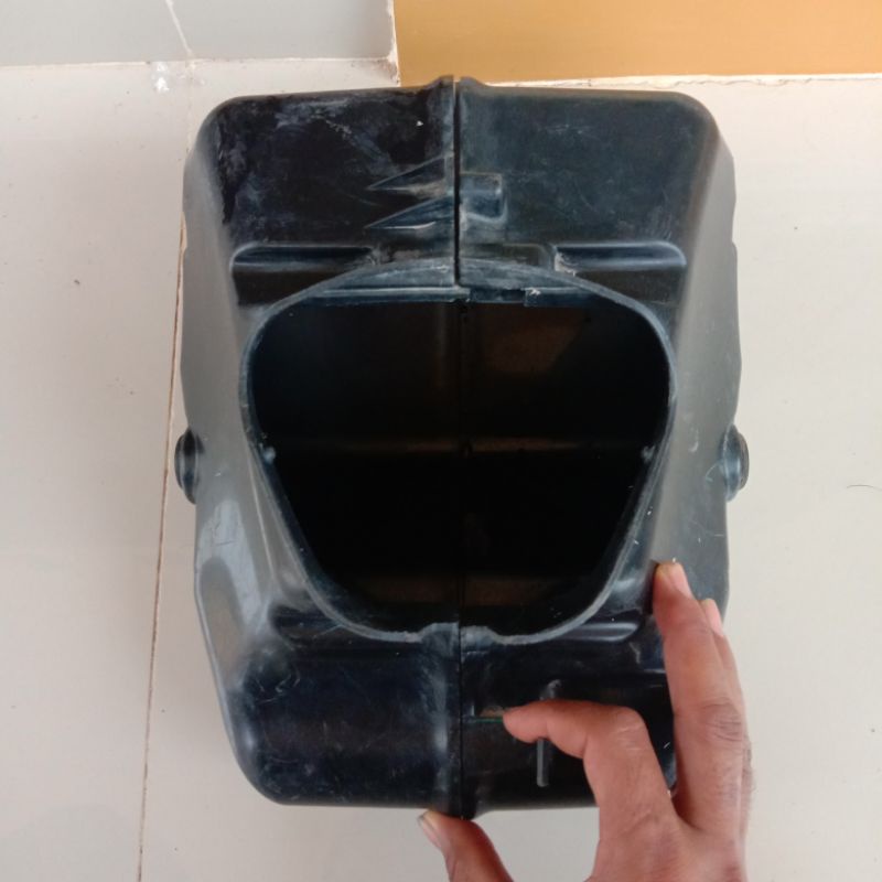 Box Bagasi Honda Cs1 Cs One. Original. Seken bekas copotan motor