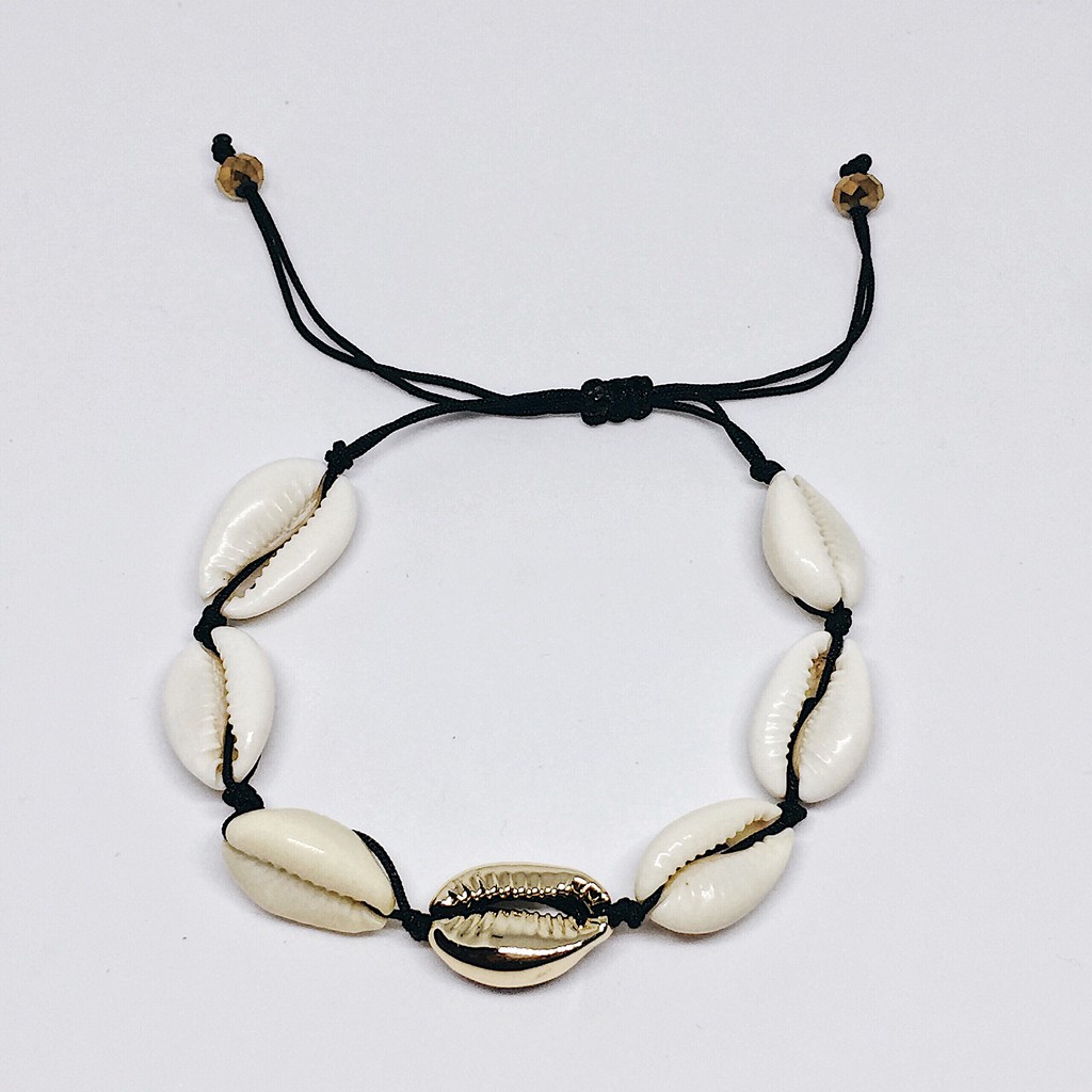 Gold Cowrie Bracelet - Gold Plated