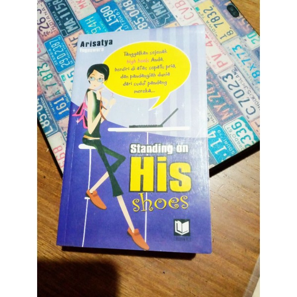 second goods thrift preloved buku novel STANDING ON HIS SHOES