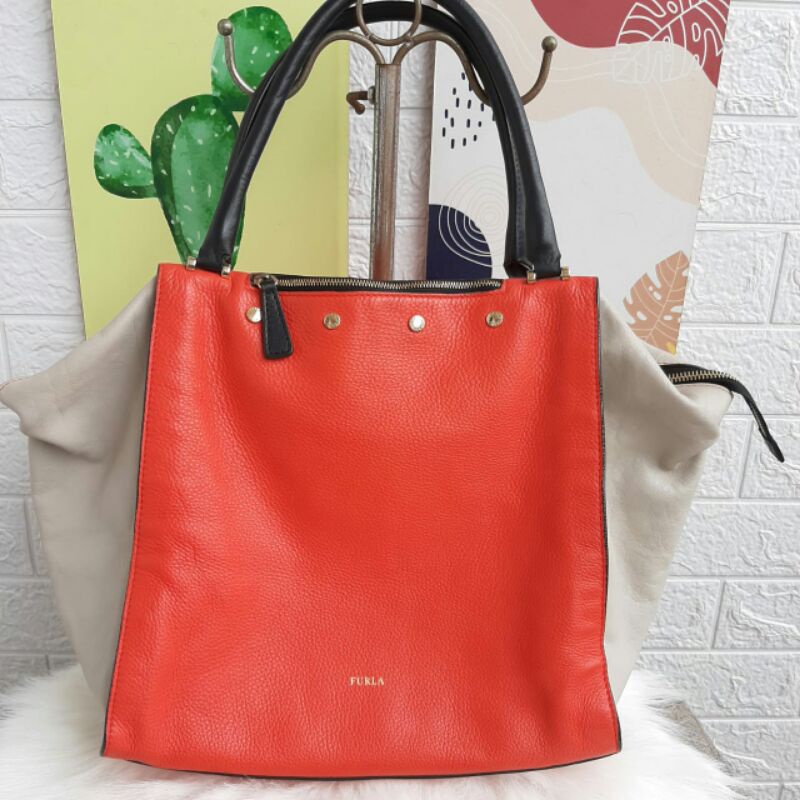 Preloved FURLA SHOPPER BAG