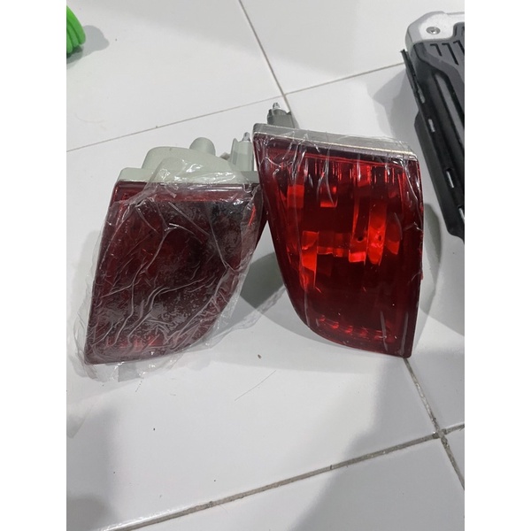 Lampu grill bemper belakang suzuki swift 2006-2012