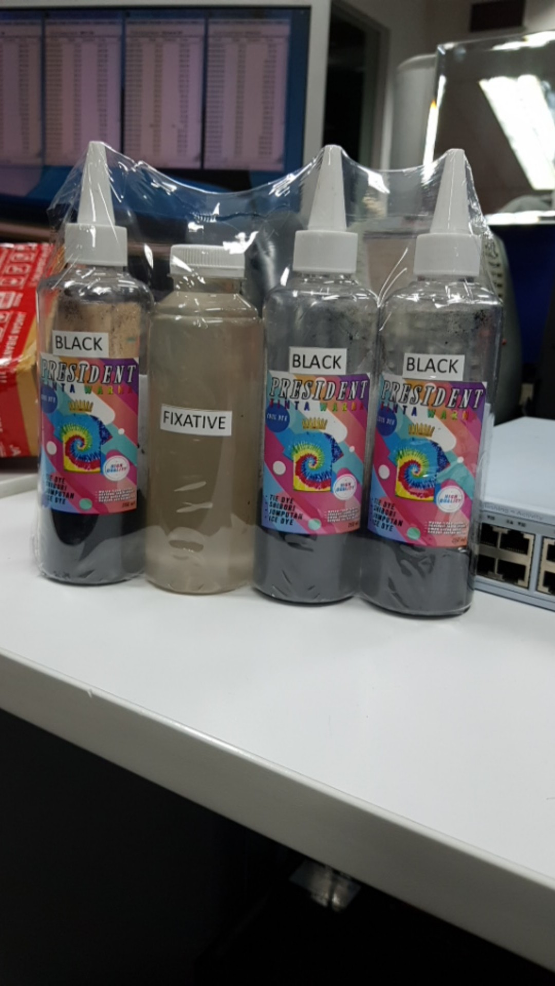 Tinta Tie Dye / Pewarna Pakaian / Tinta Tie Die / Tinta Pewarna Pakaian